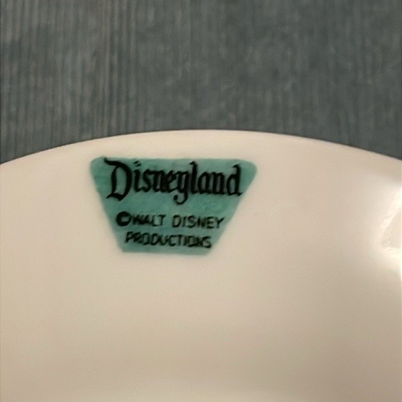 Disneyland Vintage 1959 Souvenir Ceramic Ash Tray Plate Sleeping Beauty Castle - Picture 6 of 10